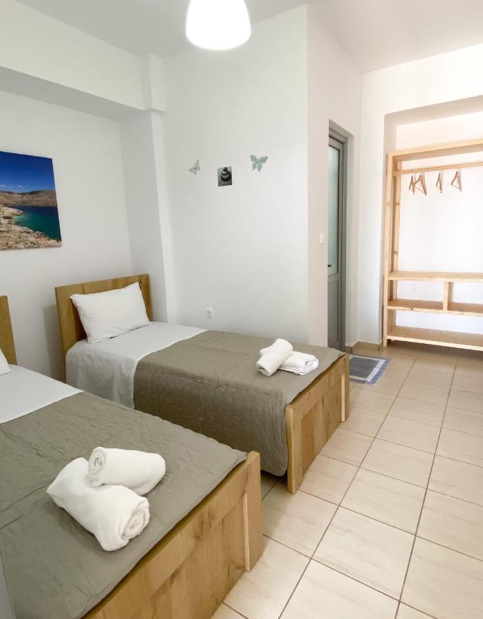 Acta'S Rooms Himare Exterior photo