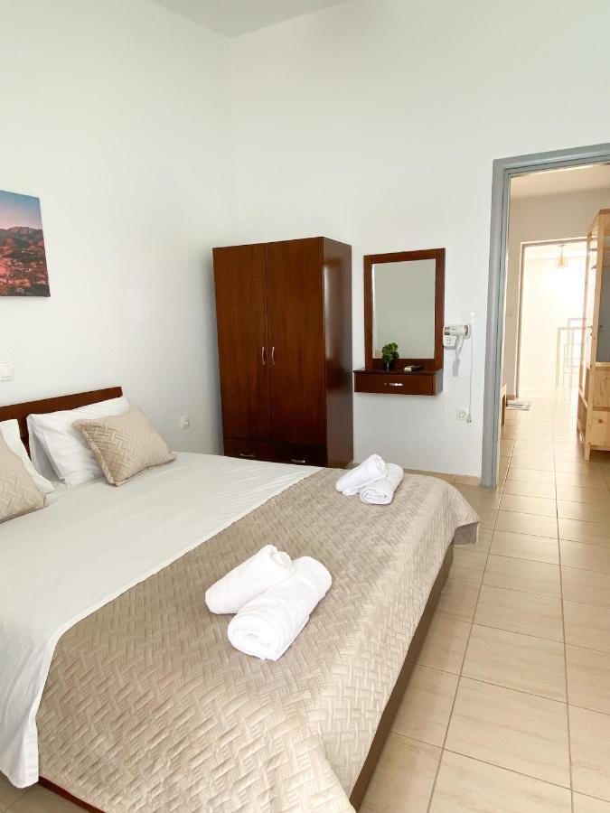 Acta'S Rooms Himare Exterior photo