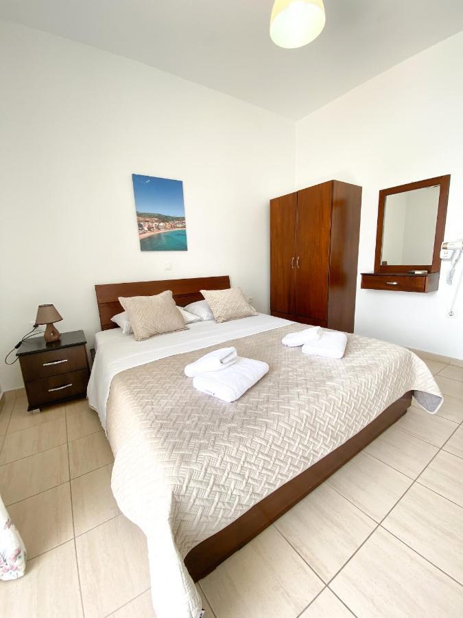 Acta'S Rooms Himare Exterior photo