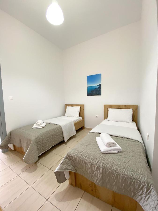 Acta'S Rooms Himare Exterior photo